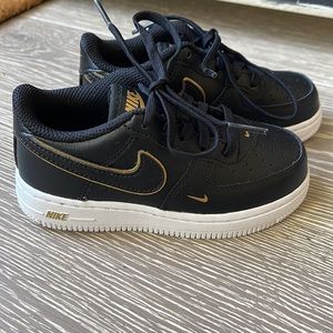 Toddler Nike  force 1 shoes 9c NWT